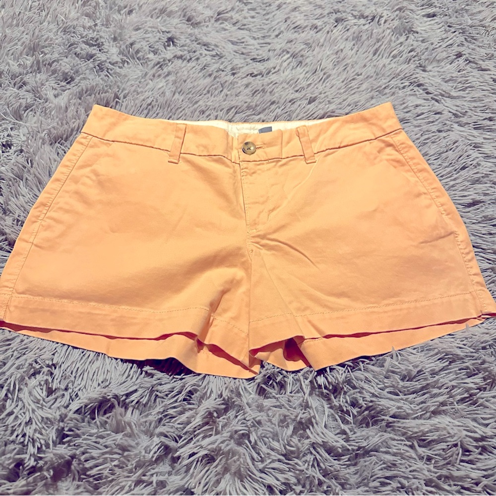 Old Navy Peach Stretch Mid-Rise Shorts. 97 % Cotton 3% Spandex